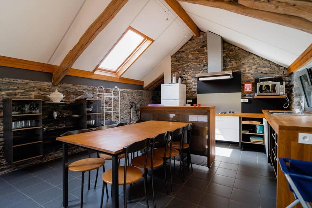 Rustig Gelegen Gite Nabij Houffalize Exterior photo